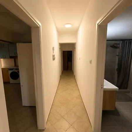 At Closest Location To Everywhere 3 Equipped Appartement Nicosie
