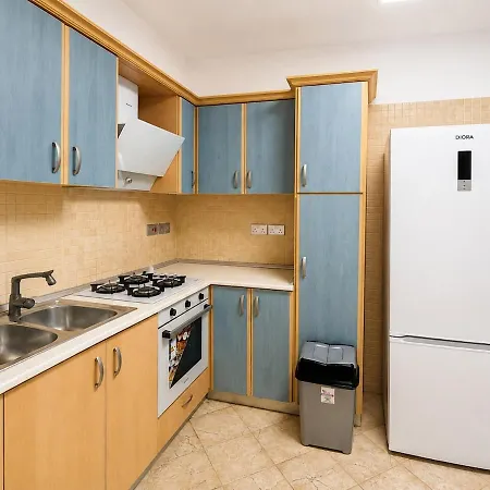 At Closest Location To Everywhere 3 Equipped Appartement